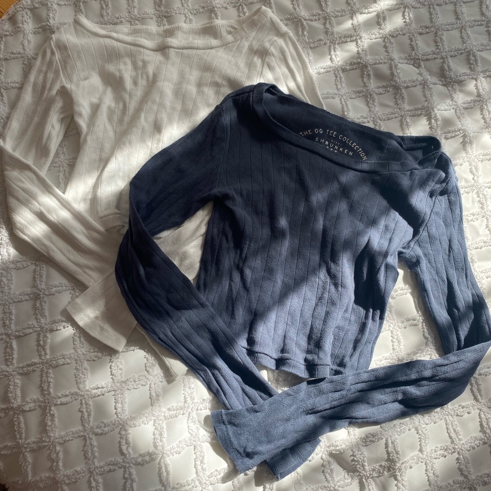 Two Pack Aeropostale size XS Long Sleeve Tops